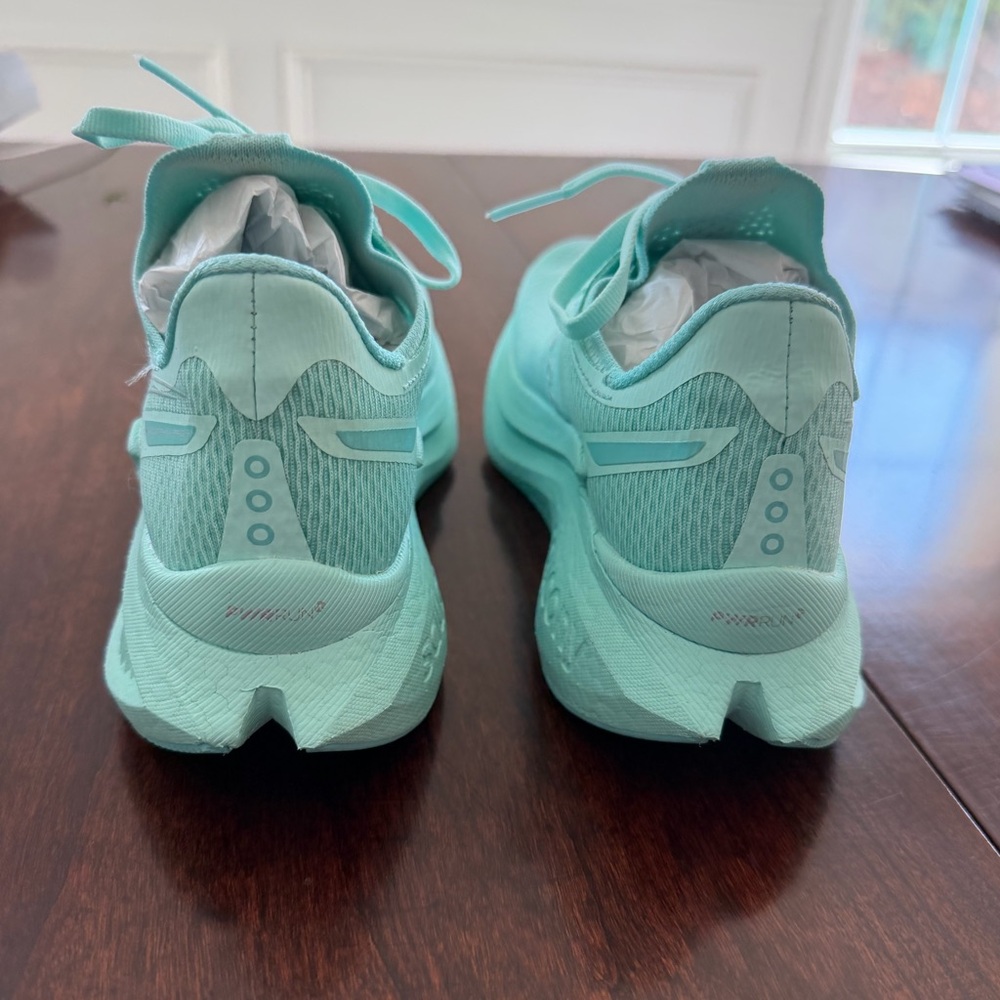 Saucony Women's Endorphin Pro 5, Aqua, size 6.5 - Picture 3 of 9